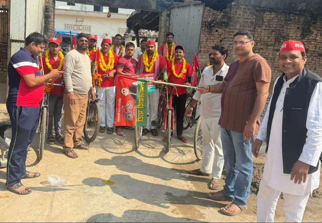 साइकिल यात्रा के सातवें दिन बिलगांव से निकली यात्रा