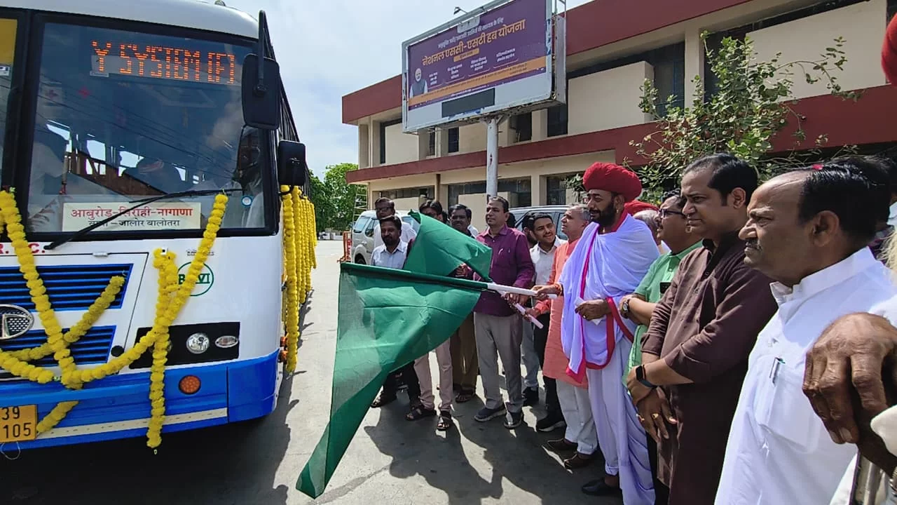 ओटाराम देवासी ने दिखाई हरी झंडी