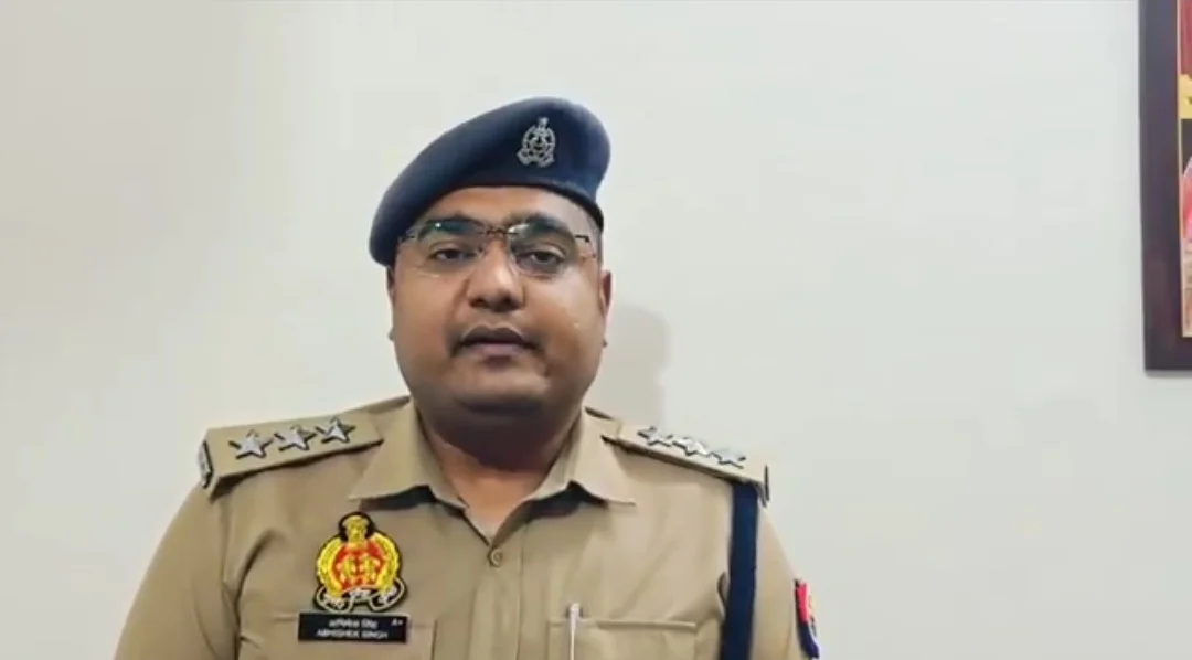 पल भर में दिखाई बहादुरी! महिला उपनिरीक्षक सरिता शिकारी ने आत्महत्या करने जा रही महिला को बचाया