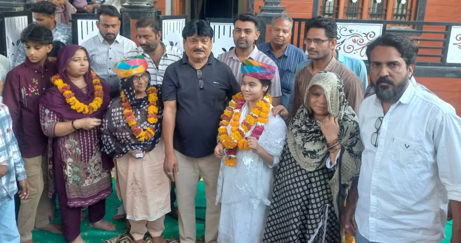 समाज द्वारा भव्य स्वागत, RS-CIT कोर्स के लिए आर्थिक सहयोग की घोषणा।