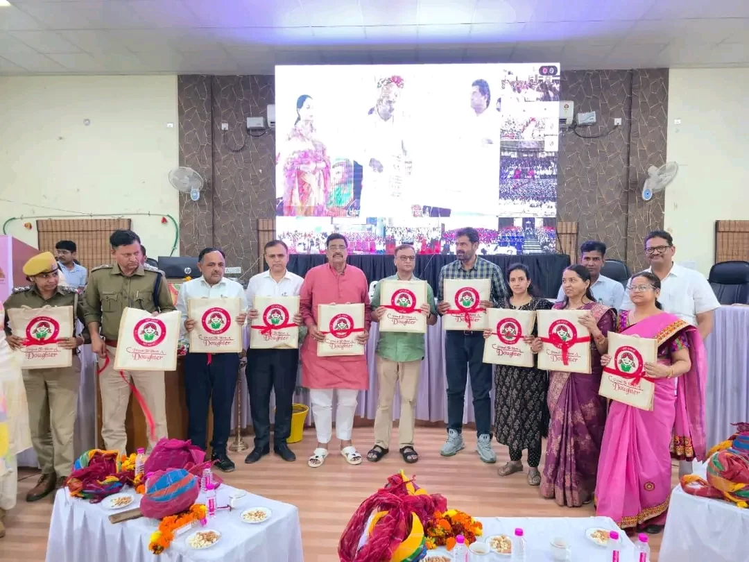 जिला परिषद सभागार में कलेक्टर मुकुल शर्मा की अध्यक्षता में कार्यक्रम