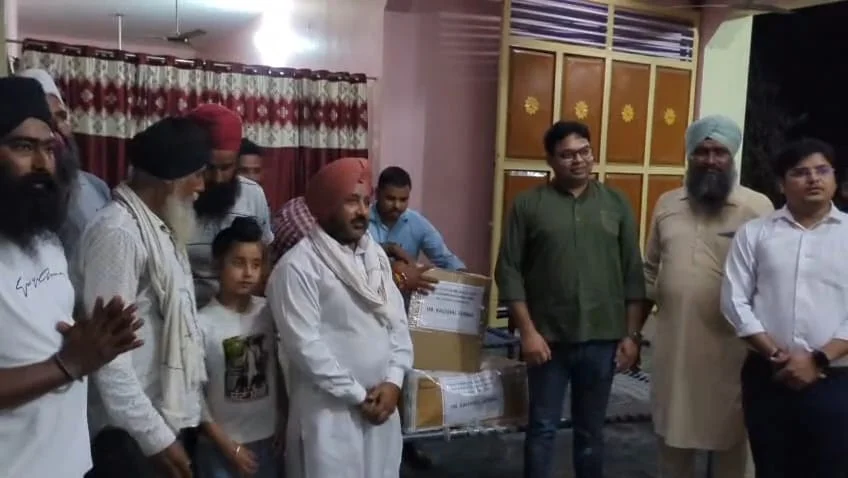 डॉ. कौशल वर्मा ने पंजाब बाढ़ पीड़ितों के लिए भेजी दवा किटें, मानवता की मिसाल