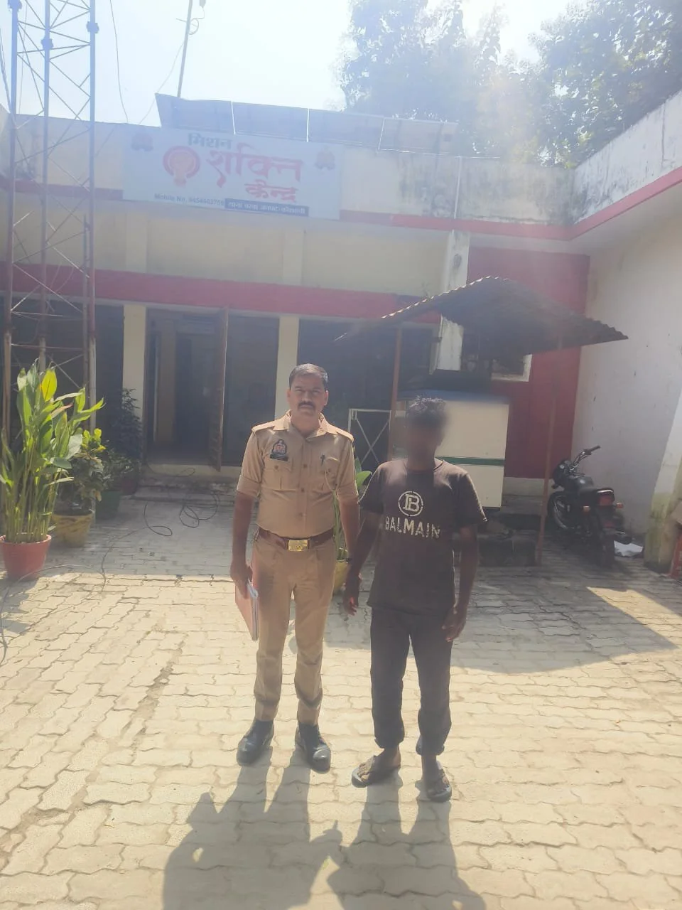 तेज़ी दिखी कौशाम्बी पुलिस की! सालों से फरार चल रहे वारंटी अपराधी भोला नाथ को दबोचा