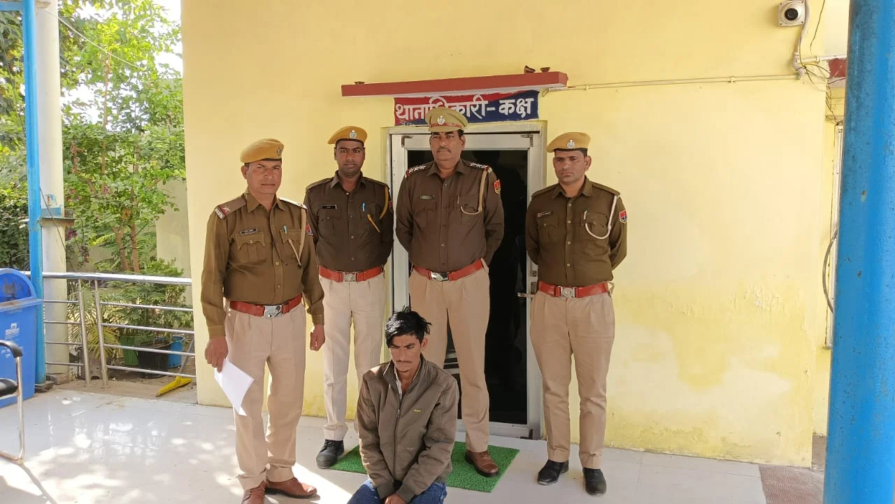 इंस्टाग्राम पर नकली नोट बेचने का झांसा देने वाला मुख्य आरोपी चढ़ा पुलिस के हत्थे।