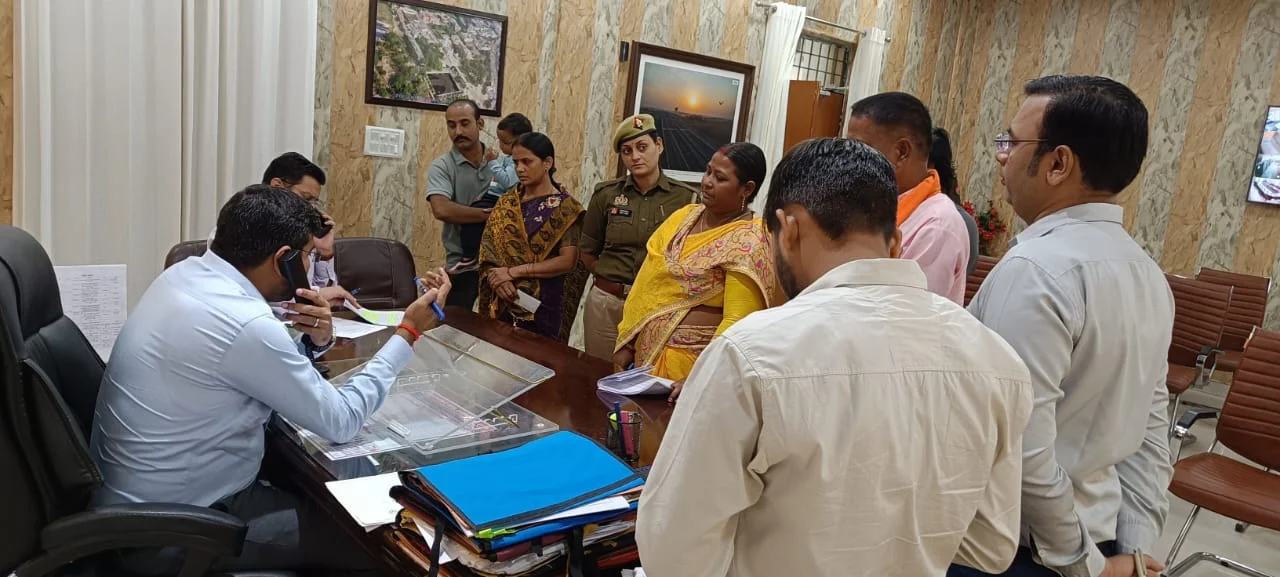 हर केंद्र से सुबह 10 बजे तक भेजी जाएगी रिपोर्ट, एसडीएम और पुलिस की निगरानी में होगी खाद-बीज की आपूर्ति