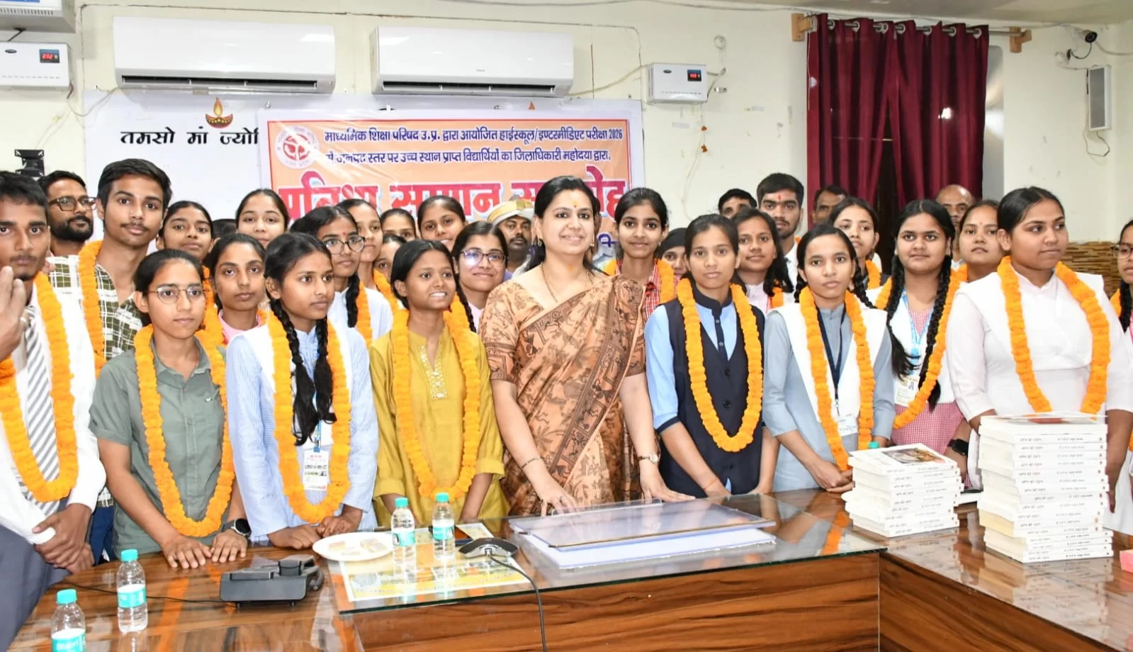 डीएम दिव्या मित्तल ने बढ़ाया उत्साह