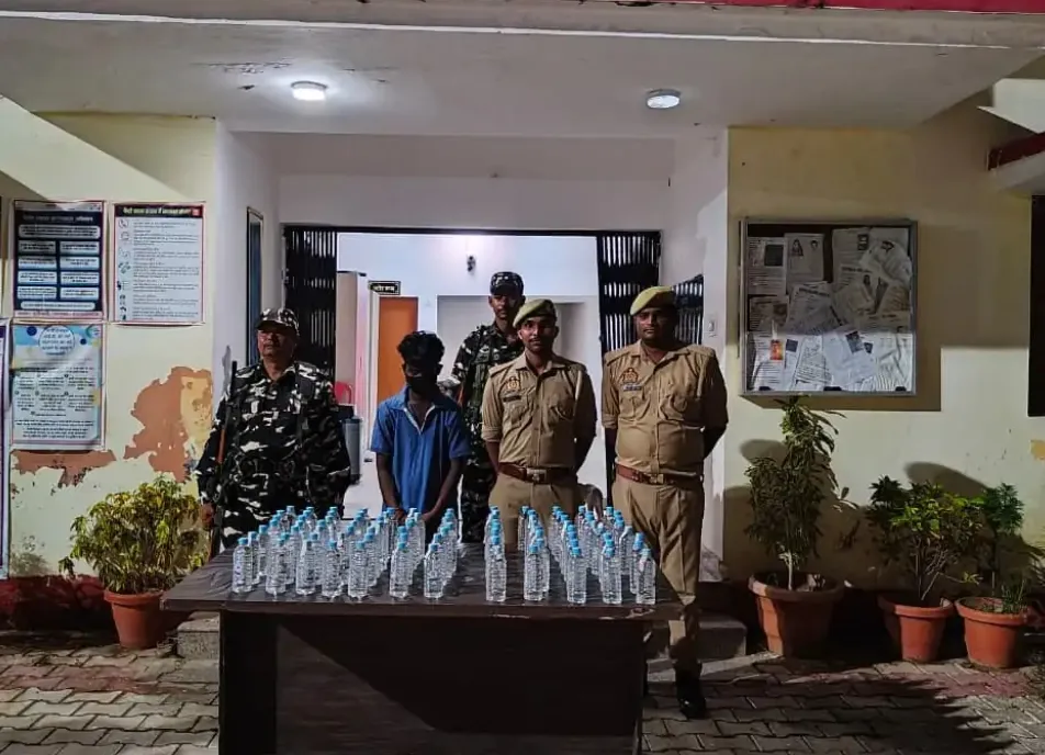 तस्कर पर आबकारी अधिनियम के तहत मुकदमा दर्ज