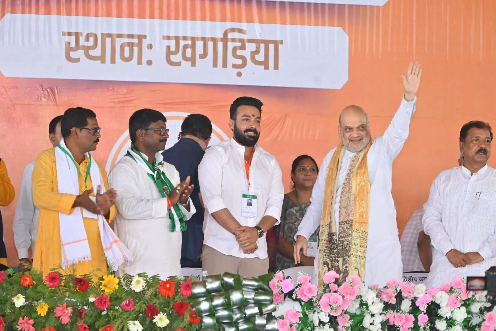 भाजपा के प्रदेश अध्यक्ष दिलीप जायसवाल भी थे मौजूद