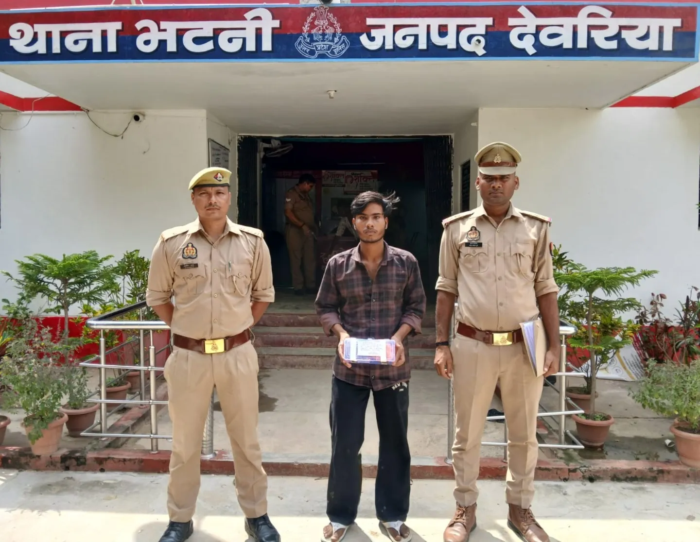 घटना में प्रयुक्त चाकू बरामद