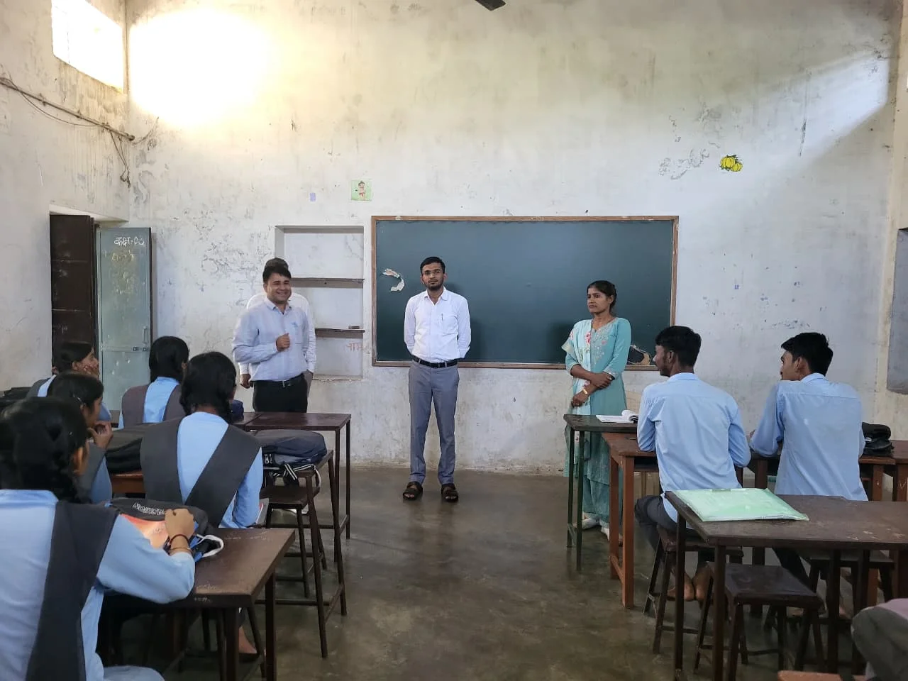 शिक्षण स्तर सुधारने के दिए निर्देश