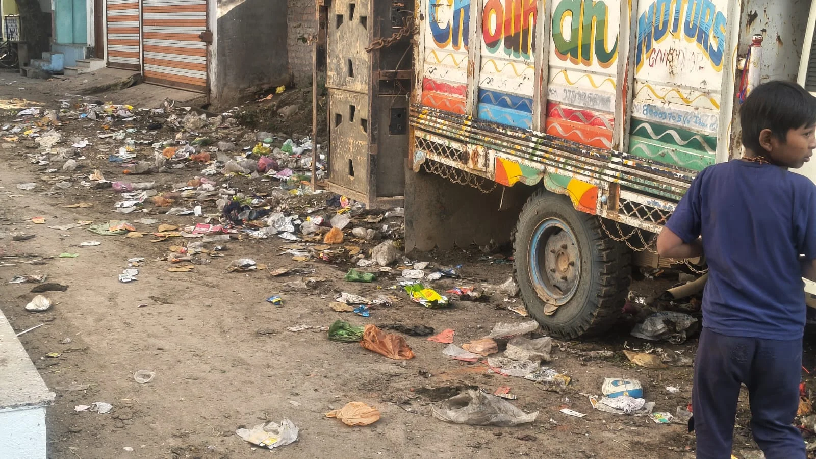गंदगी का अंबार