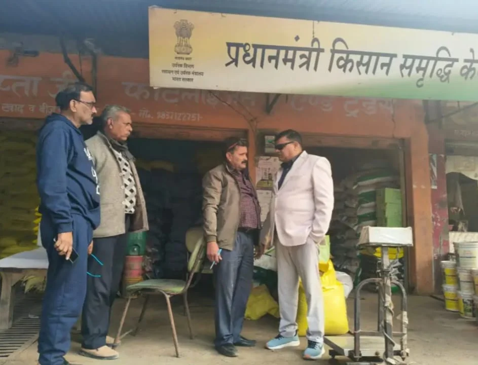 7 दुकानों से नमूने, 2 लाइसेंस रद्द