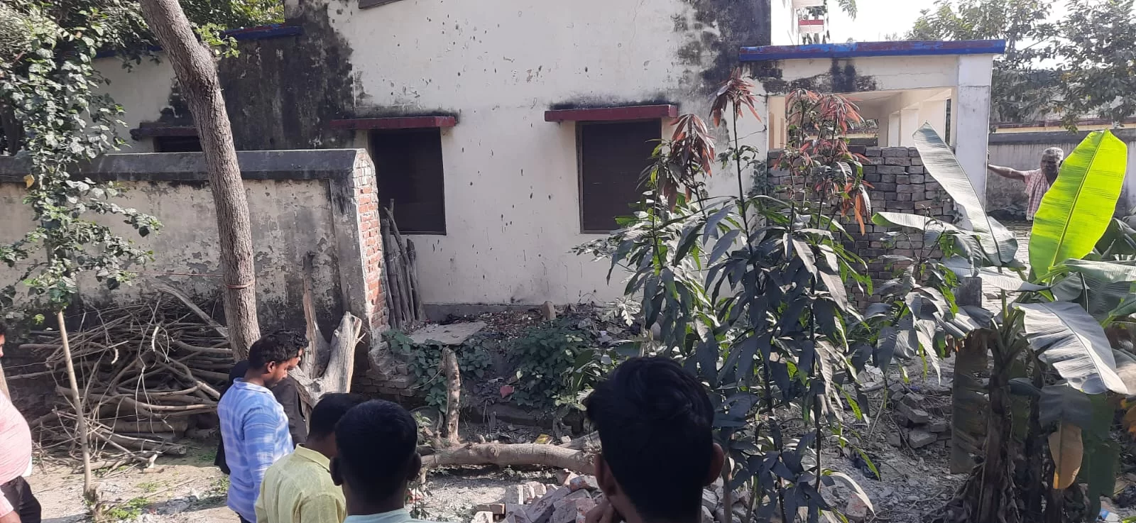 पंचायत भवन सरकारी संपत्ति से जुड़ा विवाद