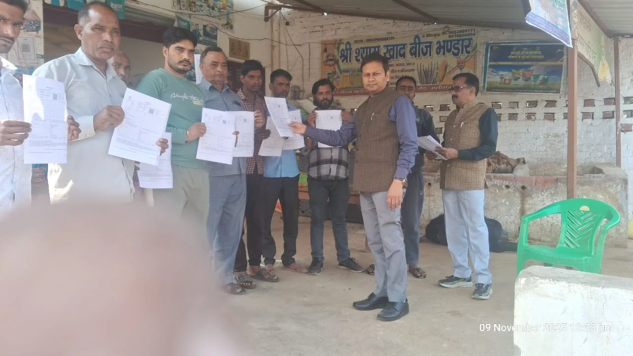गणना कार्य का औपचारिक शुभारंभ किया।
