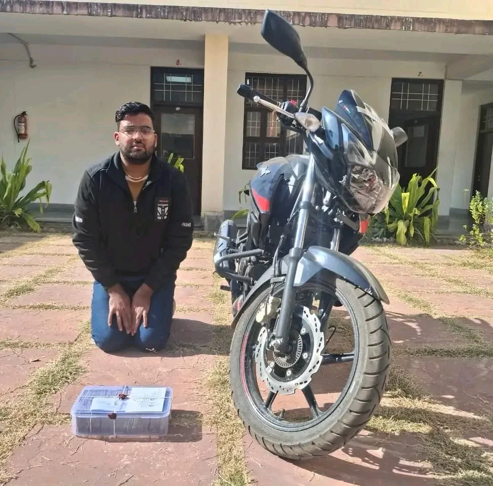 3 लाख बैंक खाते में किए फ्रीज