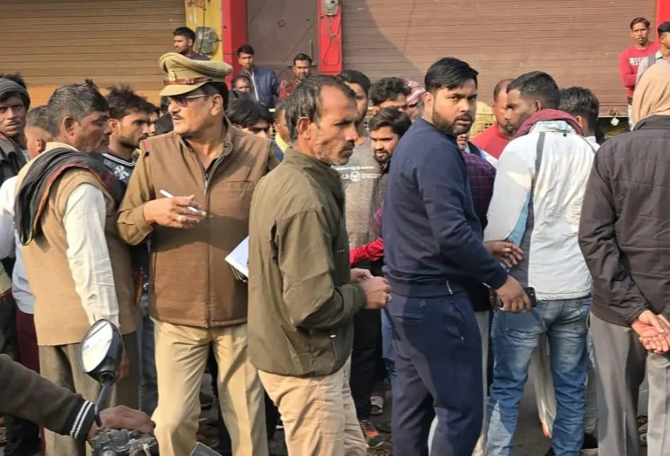 ग्रामीणों ने लगाया जाम