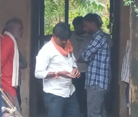 करंट की चपेट में आने से 30  वर्षीय युवक महेंद्र साहू की दर्दनाक मौत