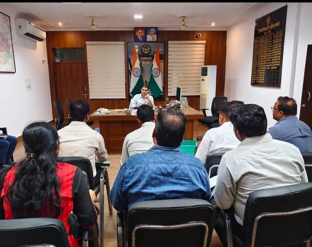 डीएम डॉ. अमित पाल शर्मा ने एनएचएआई कार्यों की समीक्षा कर दिए आवश्यक निर्देश