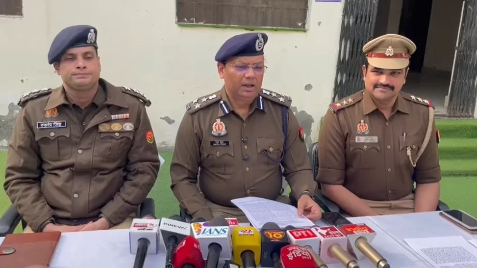 दो शातिर अभियुक्तों को गिरफ्तार