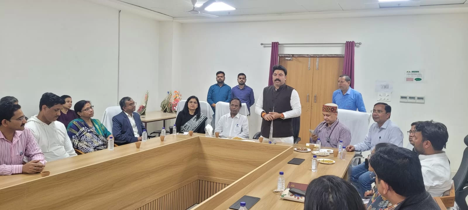 देवरिया में प्रदेश व्यापी सर्वाइकल कैसर  टीकाकरण अभियान का शुभारंभ