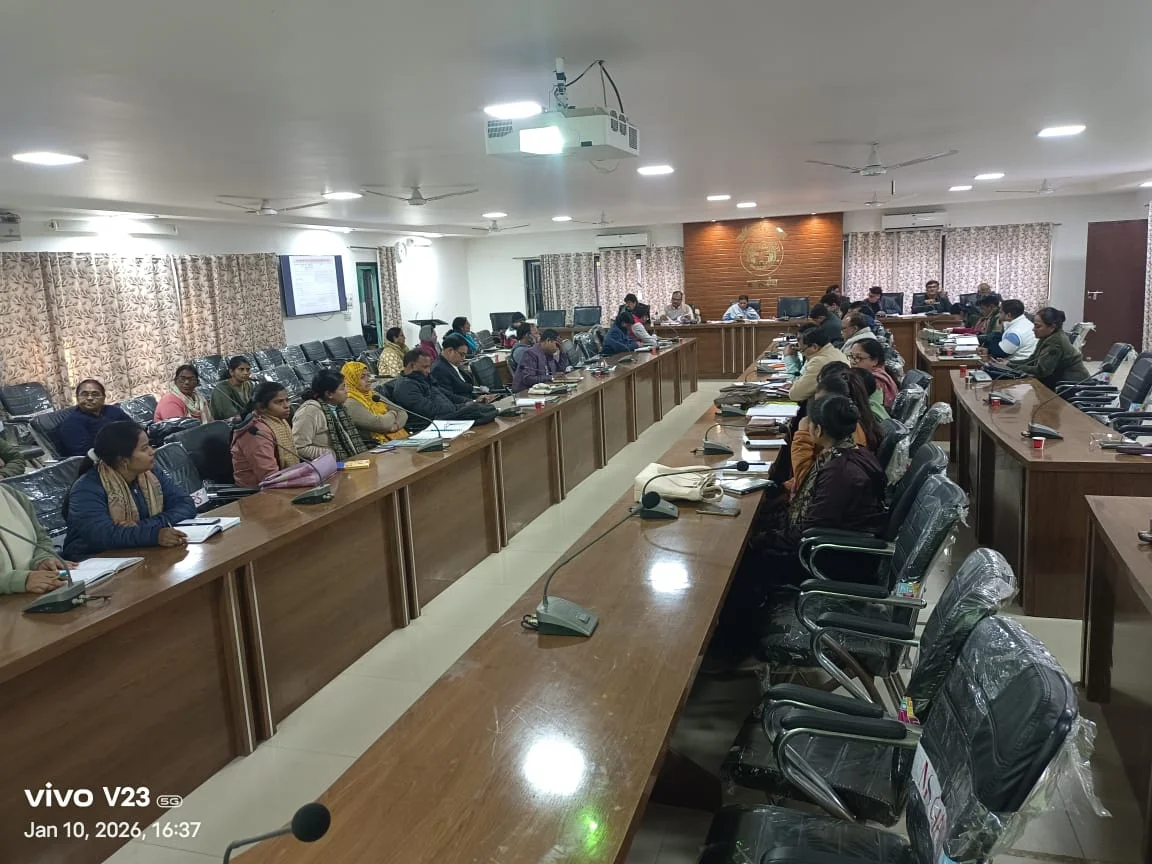 डीएम की अध्यक्षता में सम्पन्न हुई पोषण समिति की बैठक
