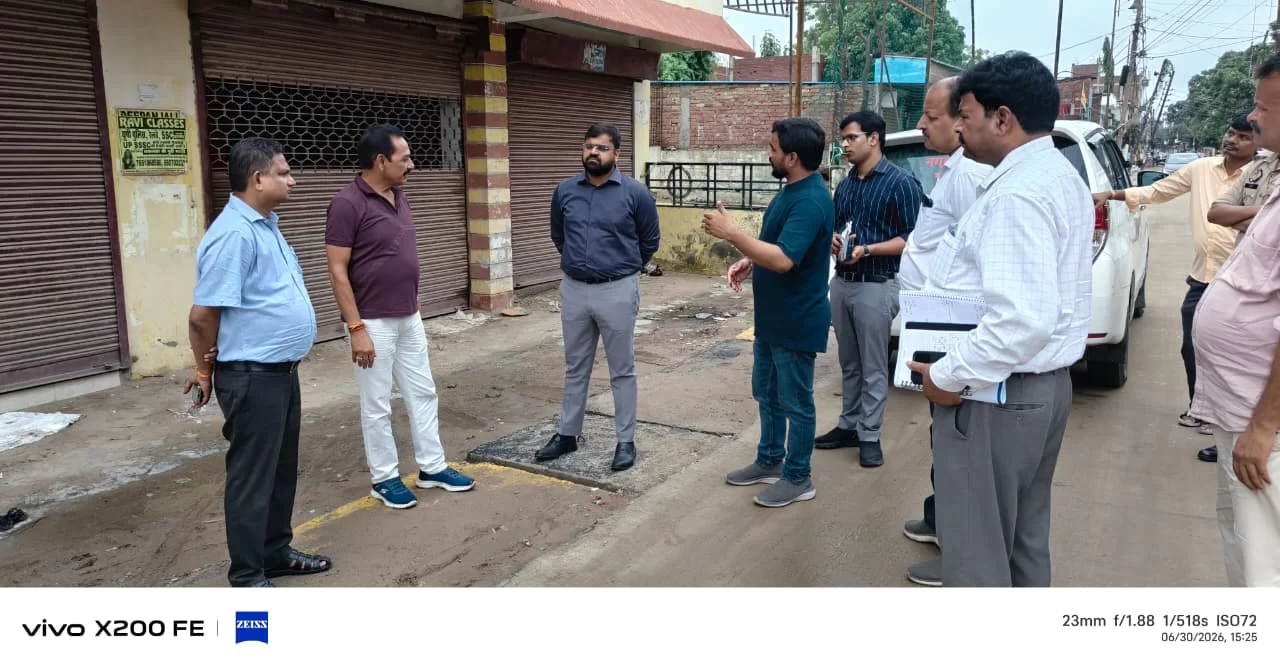 निर्माण कार्य में तेजी लाने के निर्देश