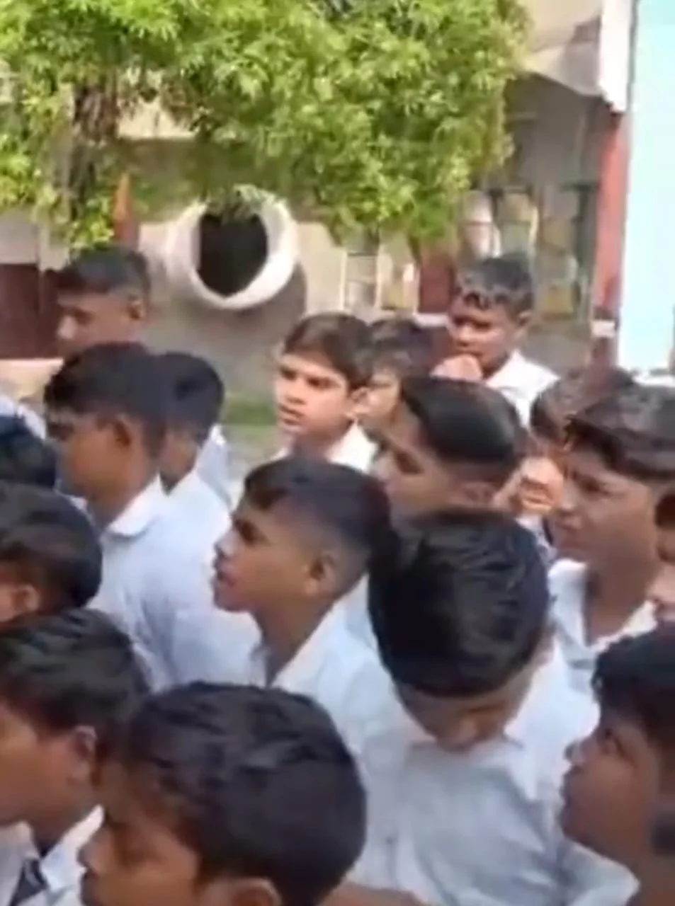नशा मुक्ति और मासिक धर्म स्वच्छता पर जागरूकता कार्यक्रम