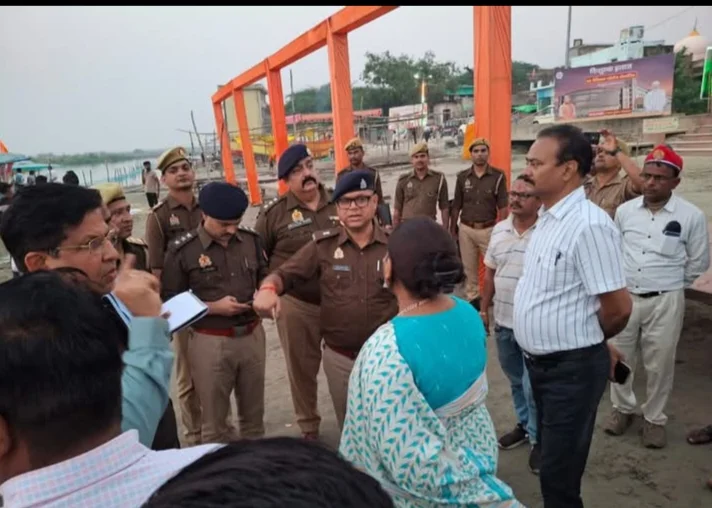 डलमऊ मेला क्षेत्र का पुलिस व प्रशासनिक अधिकारियों ने किया निरीक्षण, दिए कड़े निर्देश
