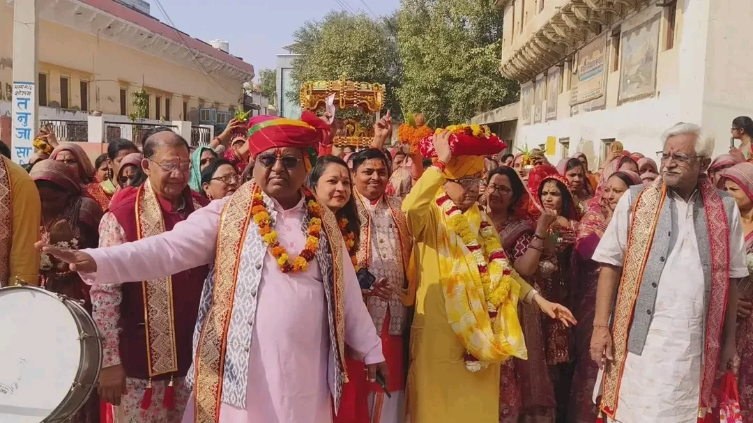हजारों मातृ शक्तियों ने निकाली भव्य कलश यात्रा