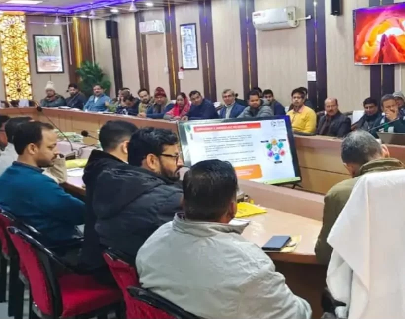 एटा के सभी बूथों पर आज विशेष बूथ डे