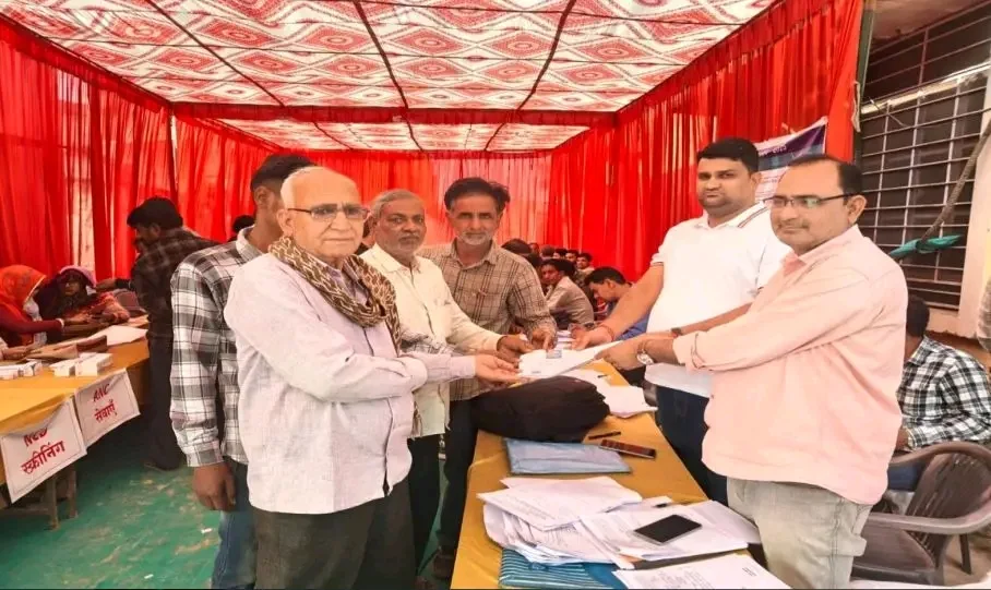 लक्ष्मणगढ़ में वर्षों पुरानी भूमि विभाजन समस्या का मौके पर समाधान