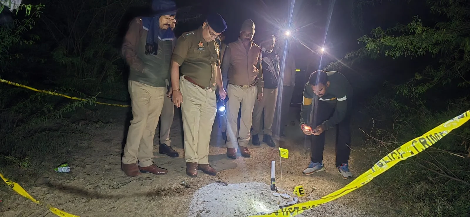 अभियुक्त के पास से अवैध तमंचा,कारतूस व नकद रुपये बरामद