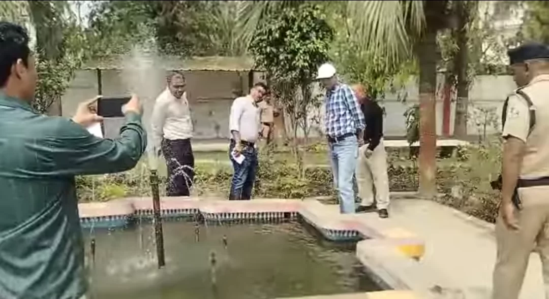 गंदगी व लापरवाही पर फूटा गुस्सा