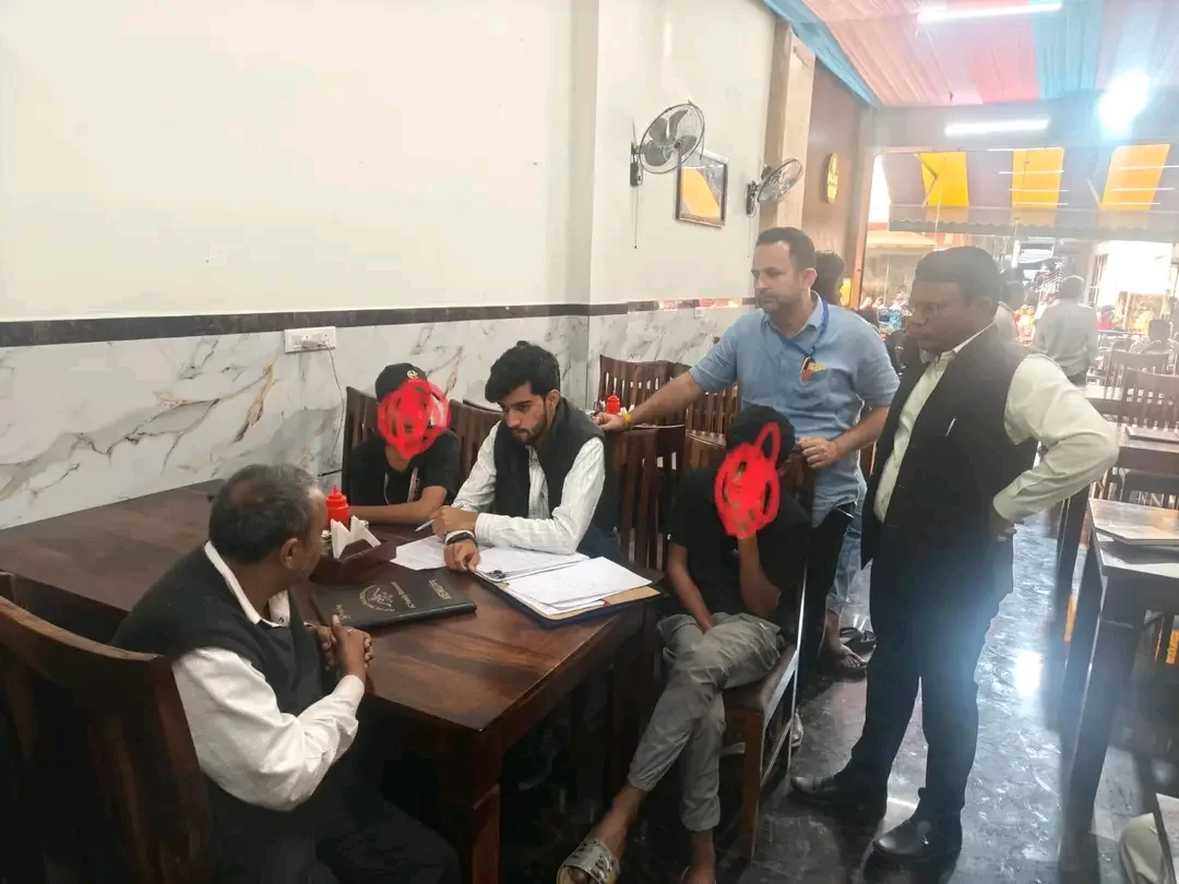 बाल कल्याण समिति और गायत्री सेवा संस्थान की संयुक्त पहल, 1098 पर सूचना देने की अपील