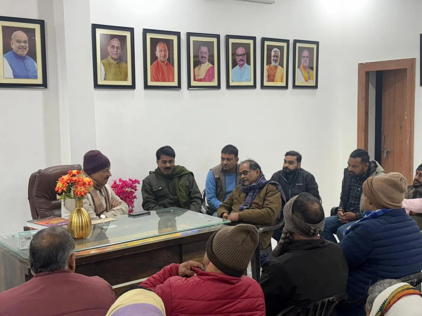 अधिकारियों को दिए त्वरित समाधान के निर्देश