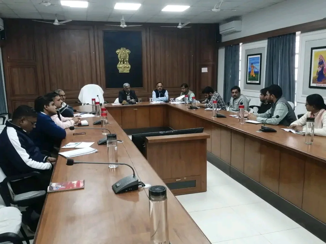अधिकारियों ने दोहराया एकजुटता के साथ अभियान को गति देने का संकल्प