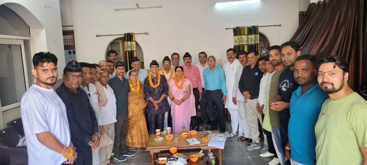 संविधान की धारा 51 ए के कर्तव्यों के पालन का लिया संकल्प