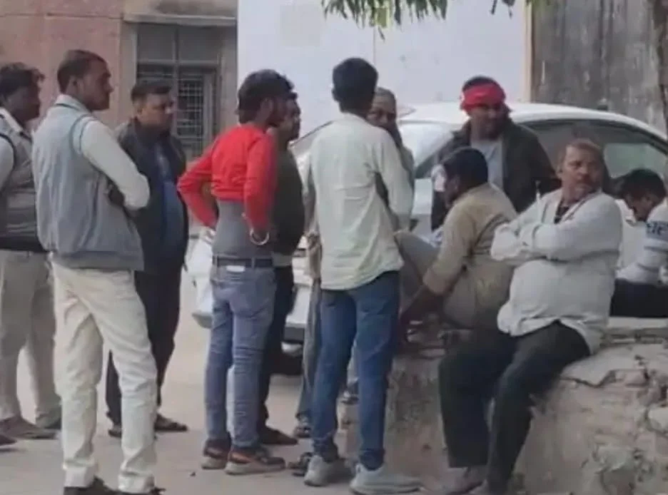 भतीजा गंभीर। मलावन क्षेत्र में देर शाम हुआ दर्दनाक हादसा।