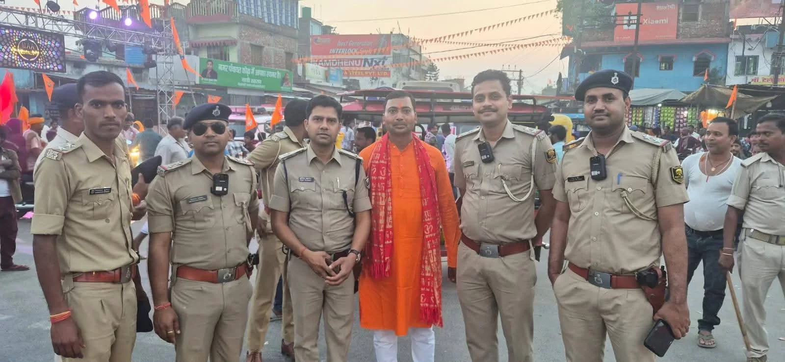 कोढ़ा में विधायक, प्रशासनिक अधिकारी और सामाजिक कार्यकर्ताओं की मौजूदगी में शांतिपूर्ण ढंग से संपन्न हुआ आयोजन