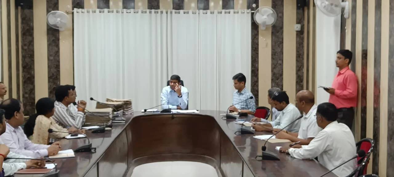 मुख्यमंत्री कृषक दुर्घटना कल्याण योजना की समीक्षा बैठक में एक सप्ताह के भीतर सभी प्रकरणों की जांच पूरी करने का निर्देश