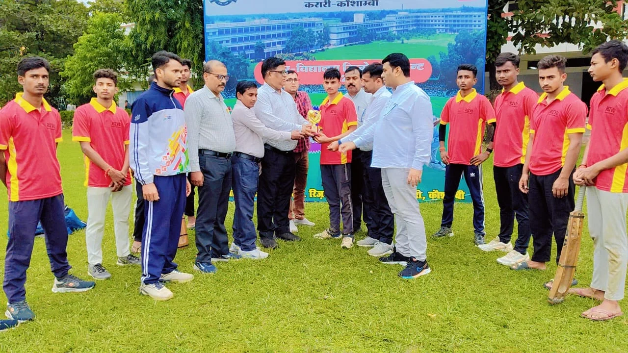 दिशांक विविल बने मैन ऑफ द मैच