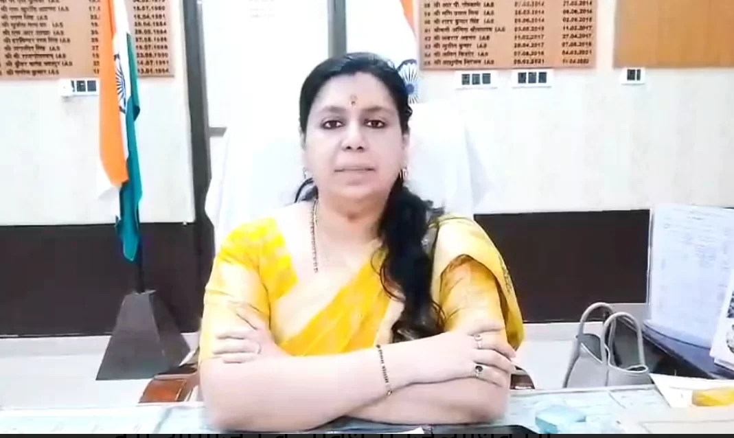 जिलाधिकारी दिव्या मित्तल के निर्देशन में ‘भक्ति संध्या’ और भव्य लेजर शो का आयोजन