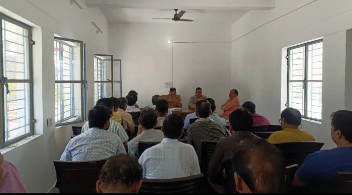 धनतेरस–दीपावली पर अछल्दा में नहीं लगेगा जाम, थाना अध्यक्ष ने दिए सख्त निर्देश