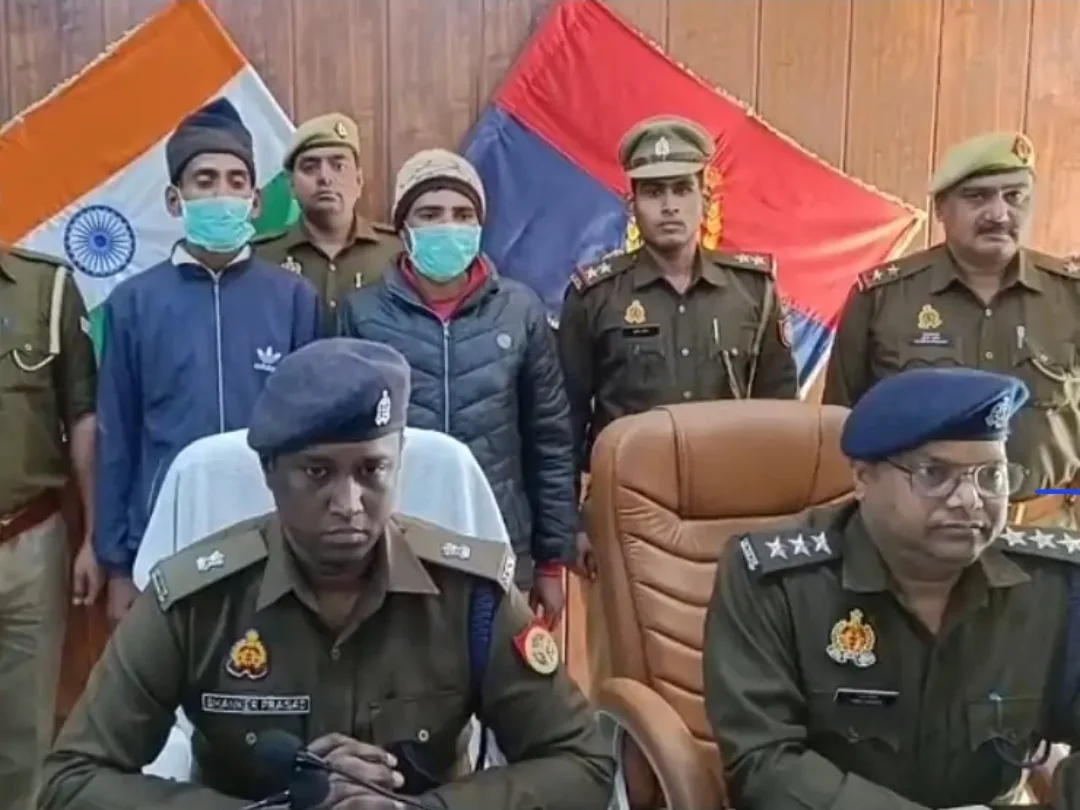हथियार–कारतूस और ट्रैक्टर बरामद