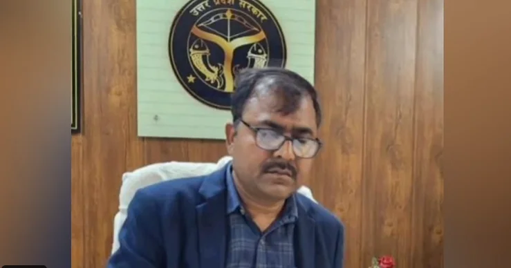 एसडीएम ने जमीन मात्र ₹3 करोड़ की रिश्वत लेकर ट्रांसफर की।