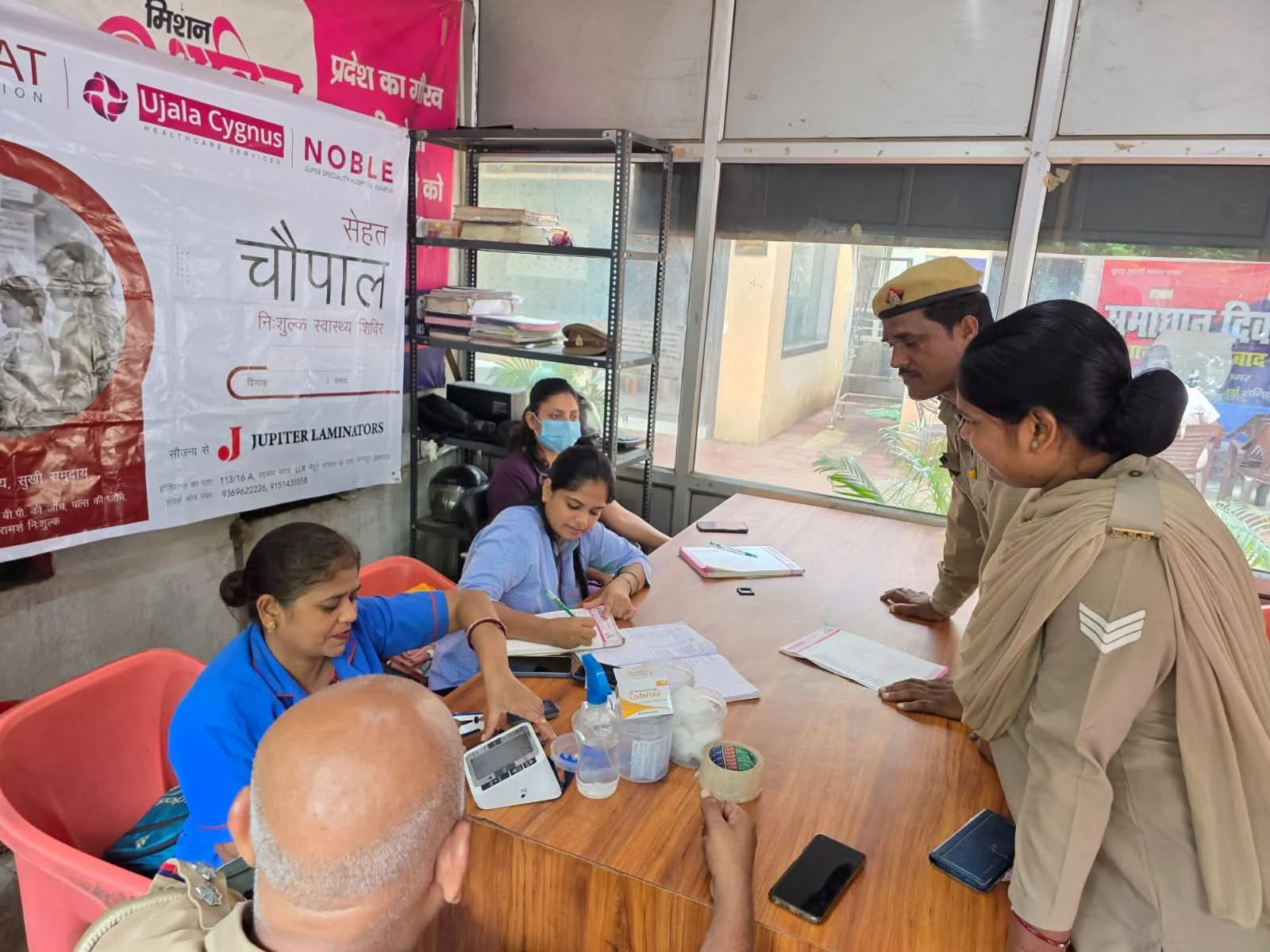 पुलिसकर्मी व आमजन ने लिया लाभ