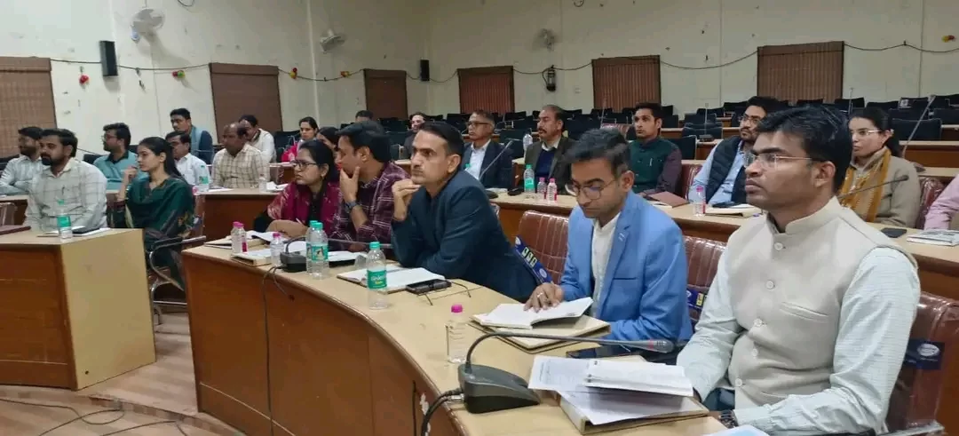 27 चार्ज अधिकारियों को दी विस्तृत जानकारी