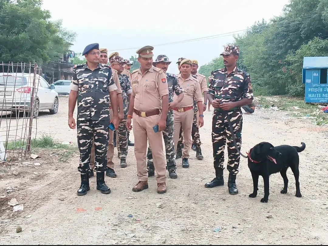 एस एस बी और पुलिस के आला अधिकारियों ने सुरक्षा का लिया जायजा