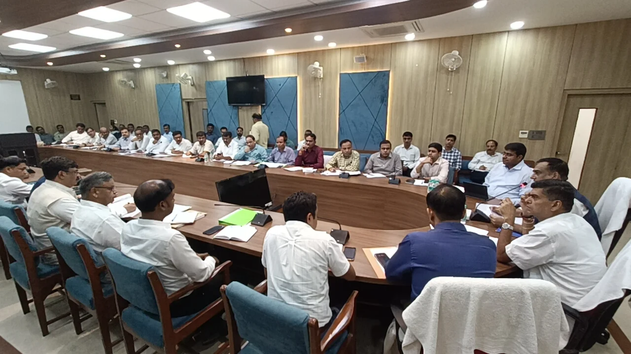 जनता की सुविधा सर्वोपरि, विरासत गलियारा समेत सभी परियोजनाओं में पारदर्शिता और जनसहभागिता पर जोर