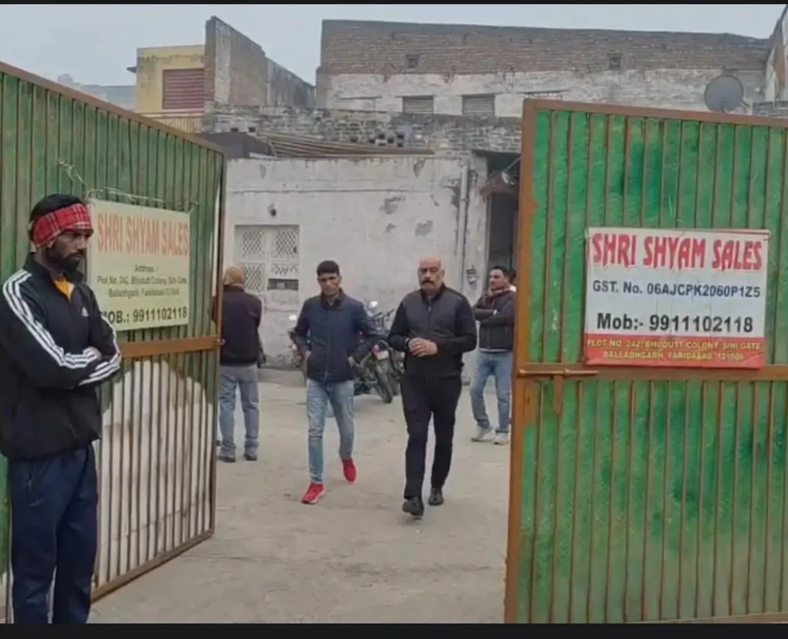 80 लाख की चोरी को दिया अंजाम